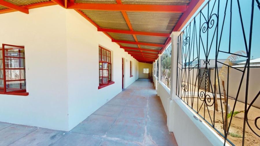 4 Bedroom Property for Sale in Upington Northern Cape